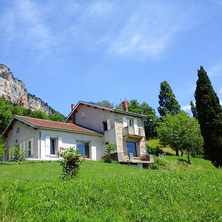 Maison Charmante A Plan-De-Baix Avec Vue Montagne. Villa Bagian luar foto