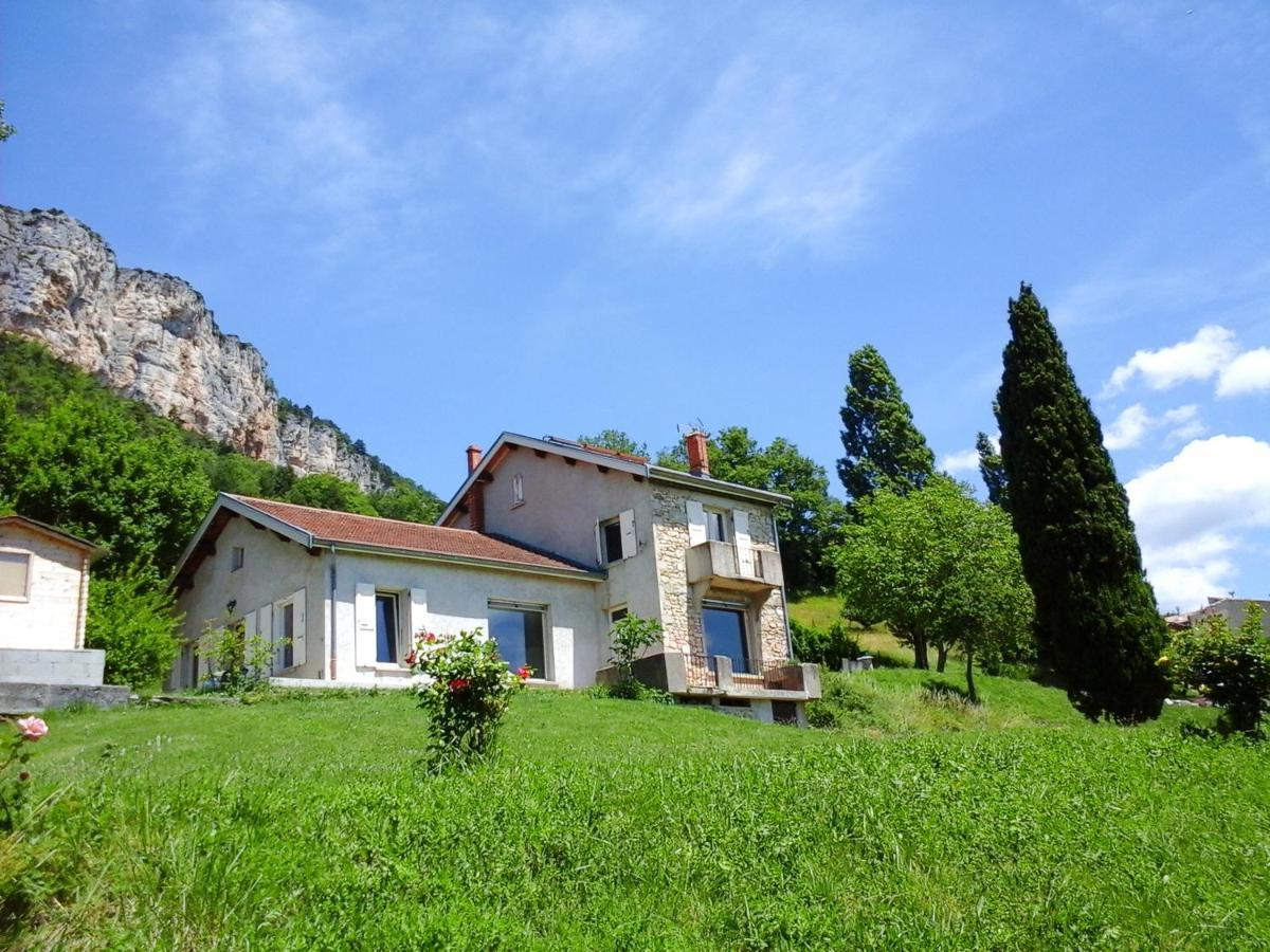 Maison Charmante A Plan-De-Baix Avec Vue Montagne. Villa Bagian luar foto